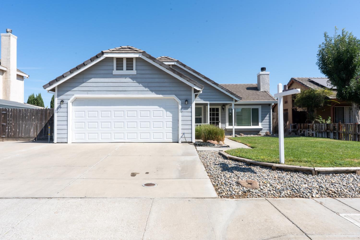 1428 Pintail Cir, Los Banos, CA 93635