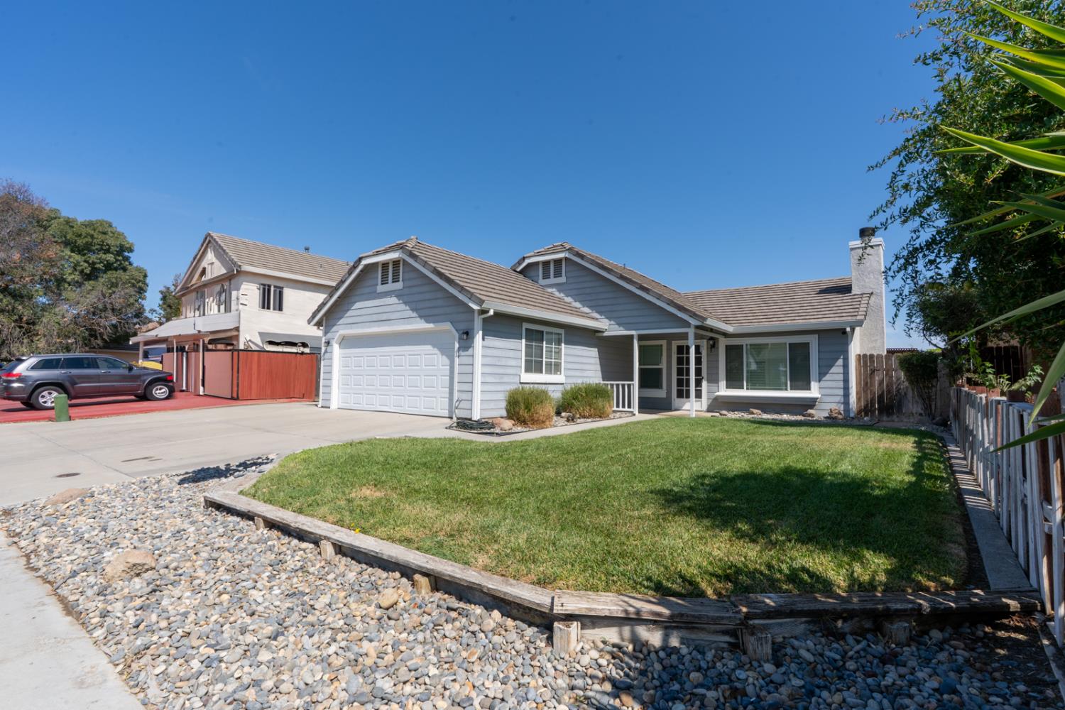 1428 Pintail Cir, Los Banos, CA 93635