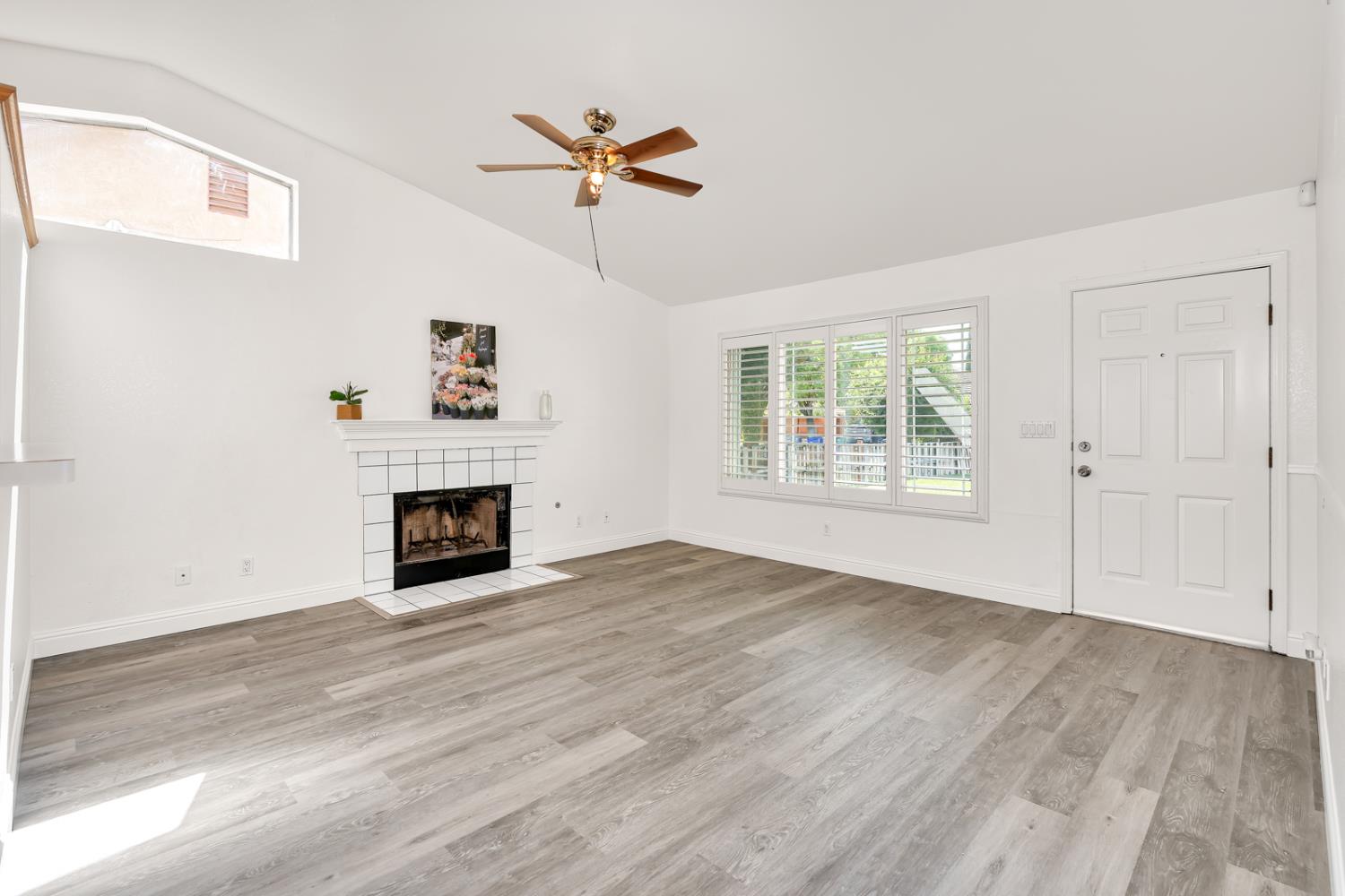 1428 Pintail Cir, Los Banos, CA 93635