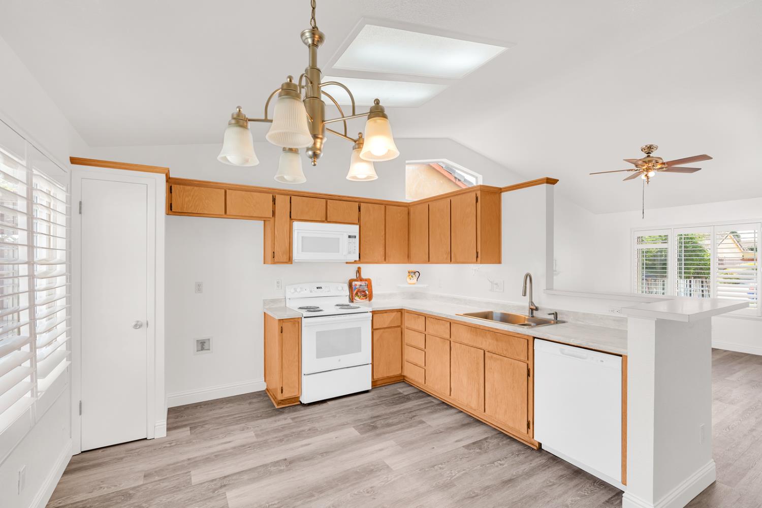 1428 Pintail Cir, Los Banos, CA 93635