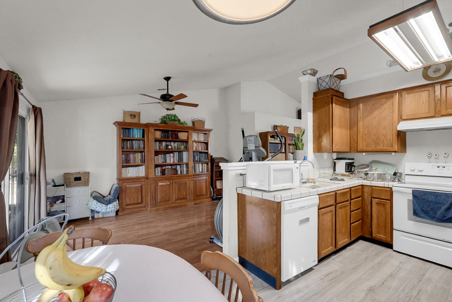 552 Westfield Pl, Patterson, CA 95363