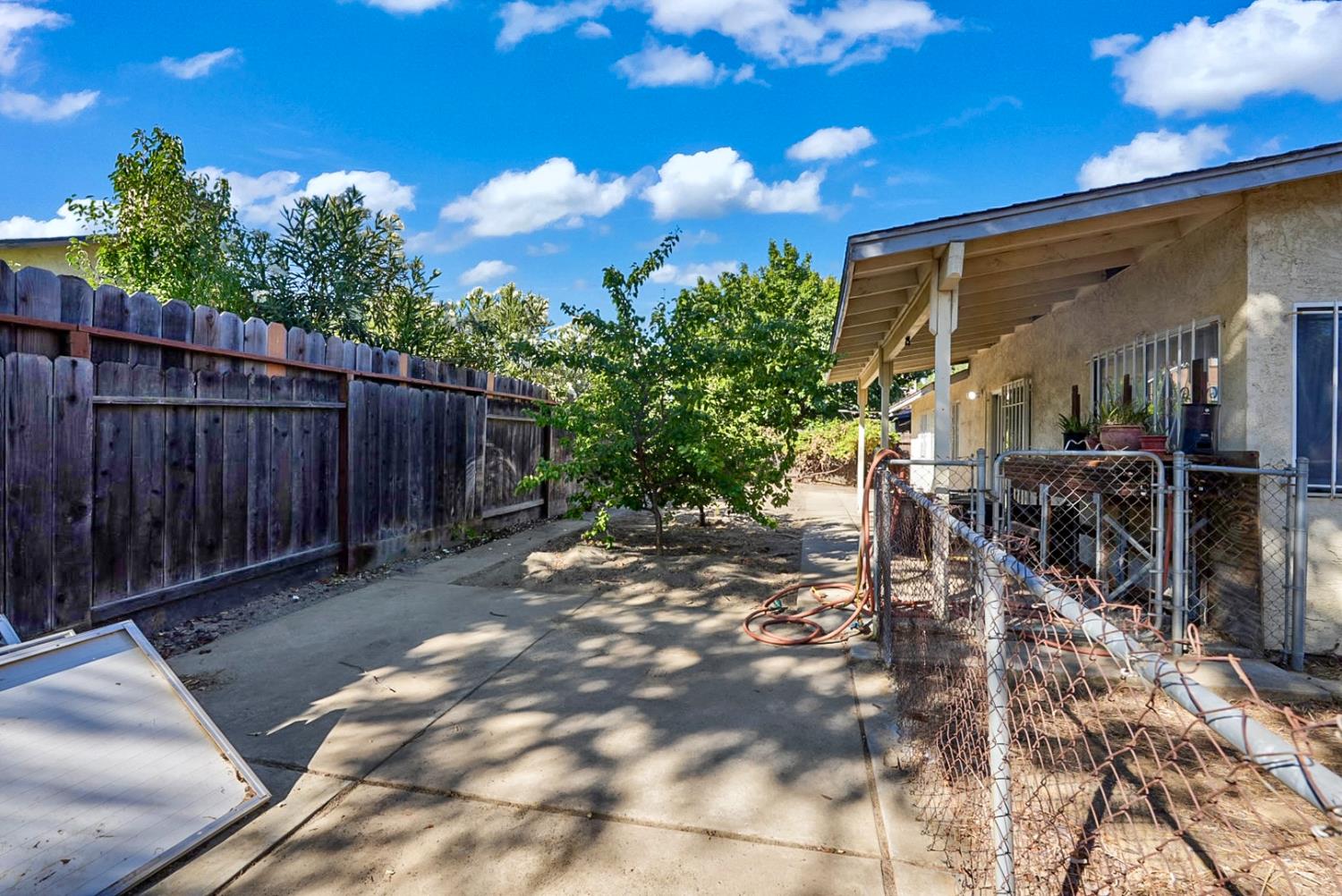 552 Westfield Pl, Patterson, CA 95363