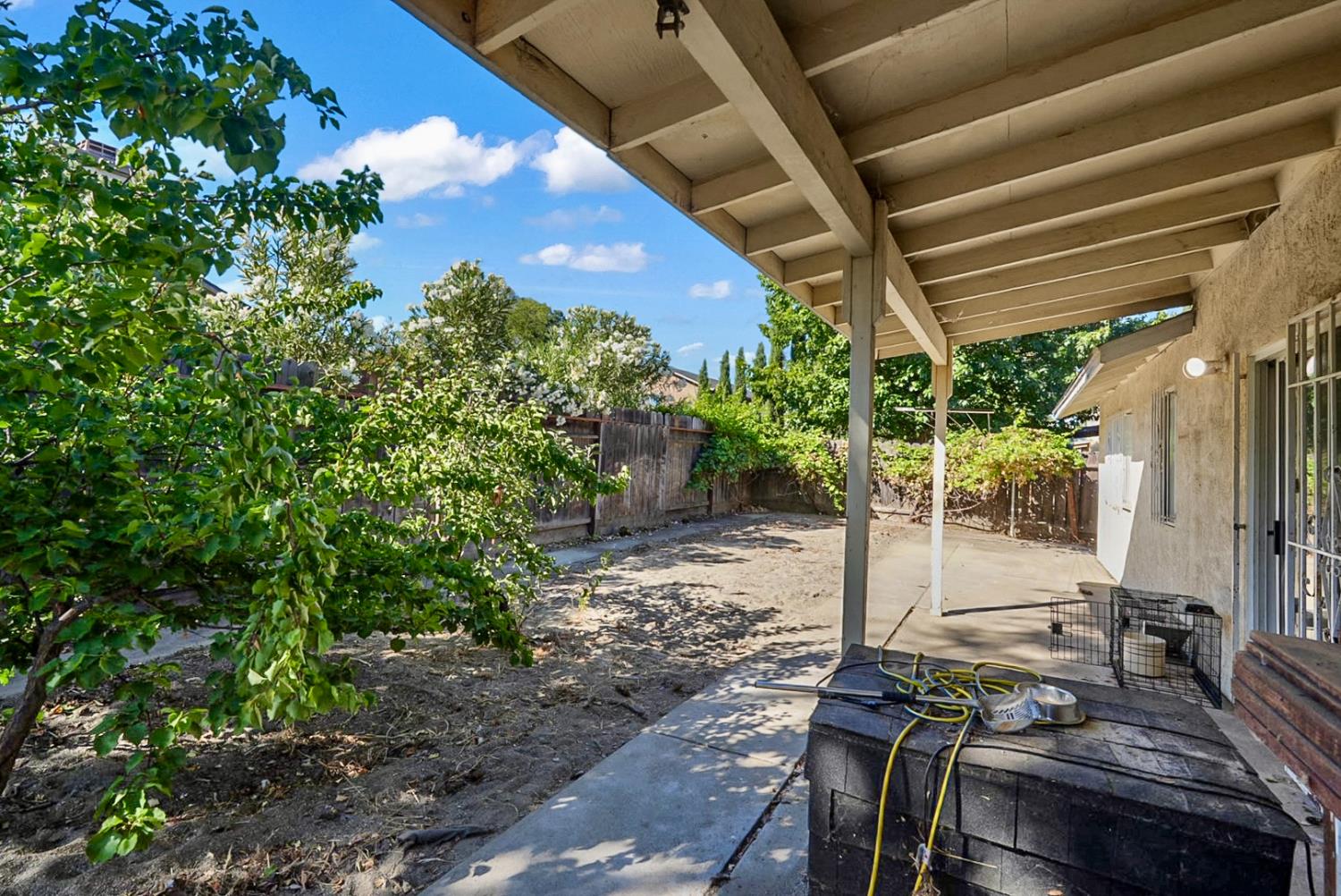 552 Westfield Pl, Patterson, CA 95363
