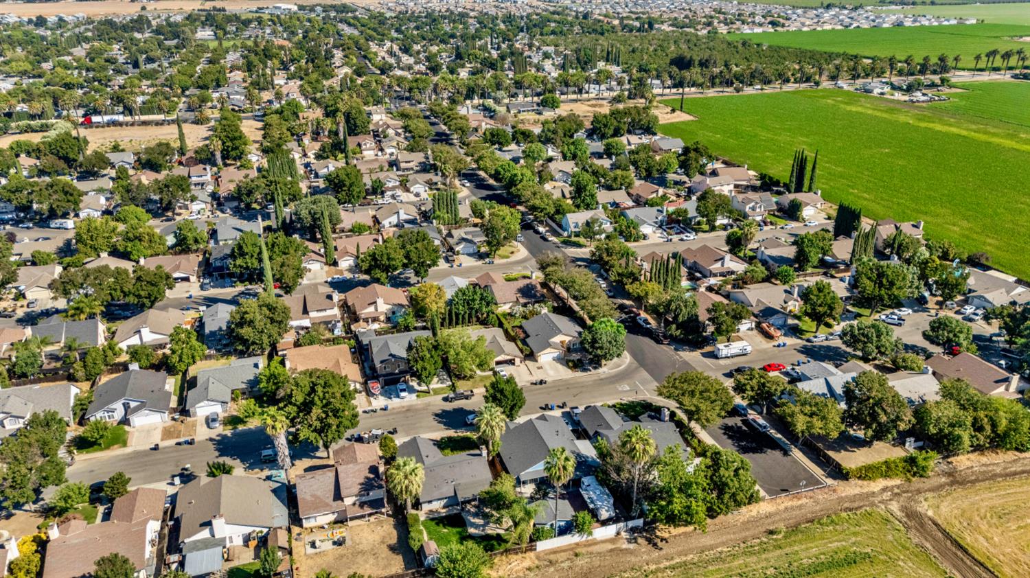 552 Westfield Pl, Patterson, CA 95363