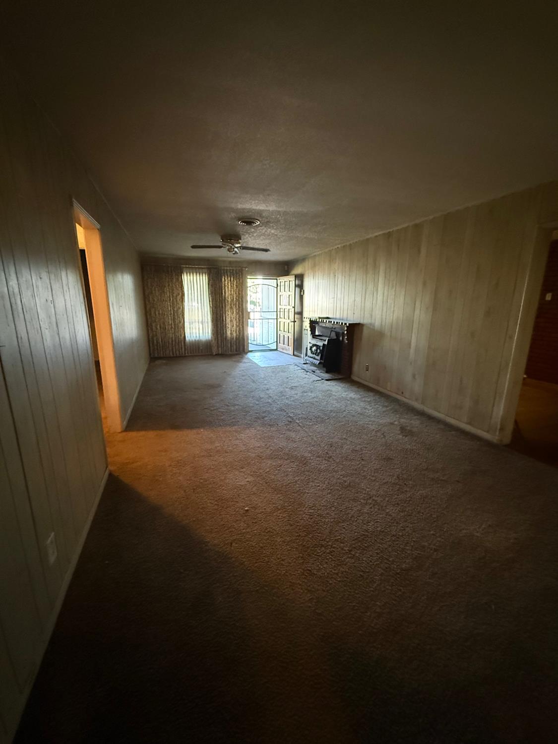 719 Kazmir Ct, Modesto, CA 95351