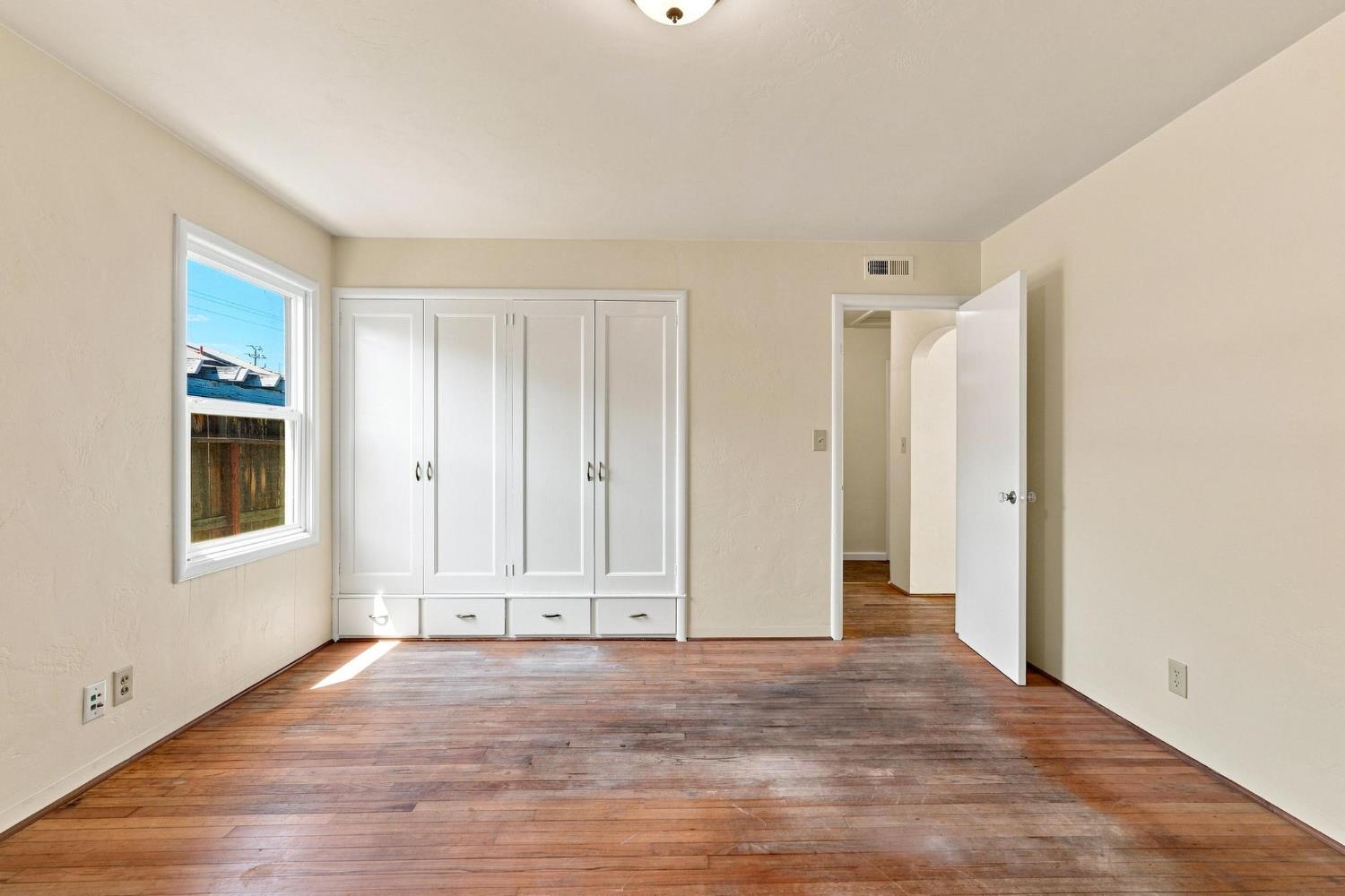 2014 Lydia St, Escalon, CA 95320