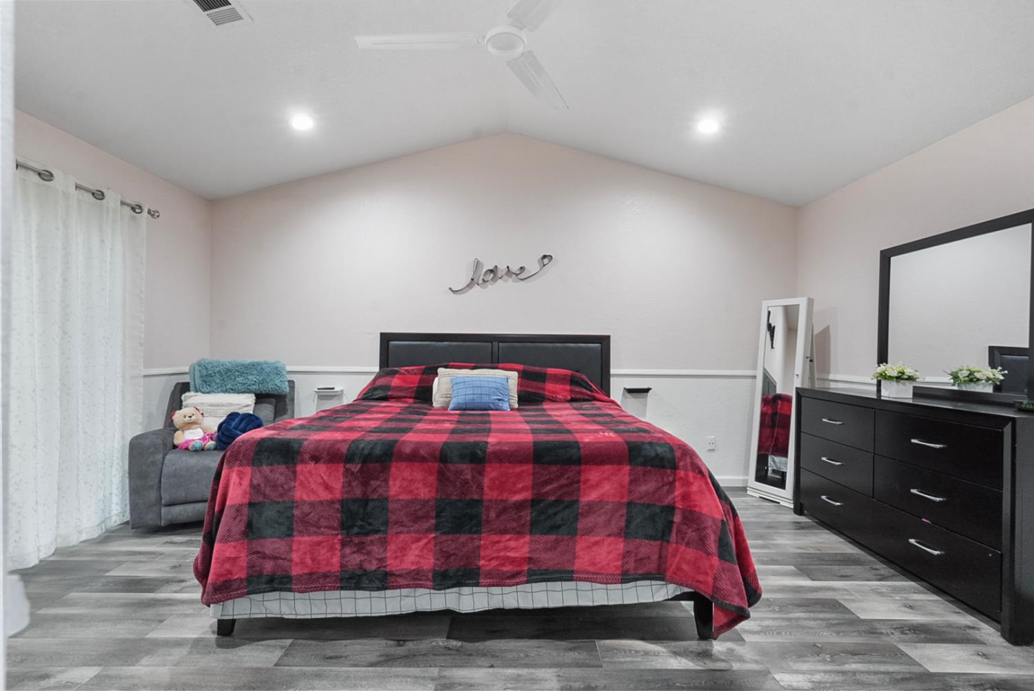 3513 Havenwood Way, Ceres, CA 95307