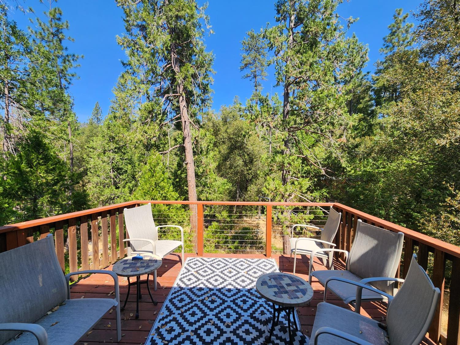 2406 Anglers Ct, Mariposa, CA 95338
