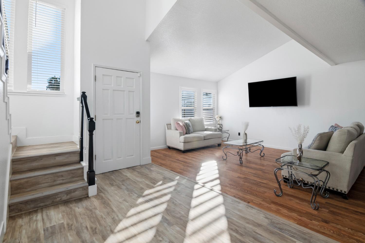 1412 1482 Riv Oakridge Ct, Ceres, CA 95351