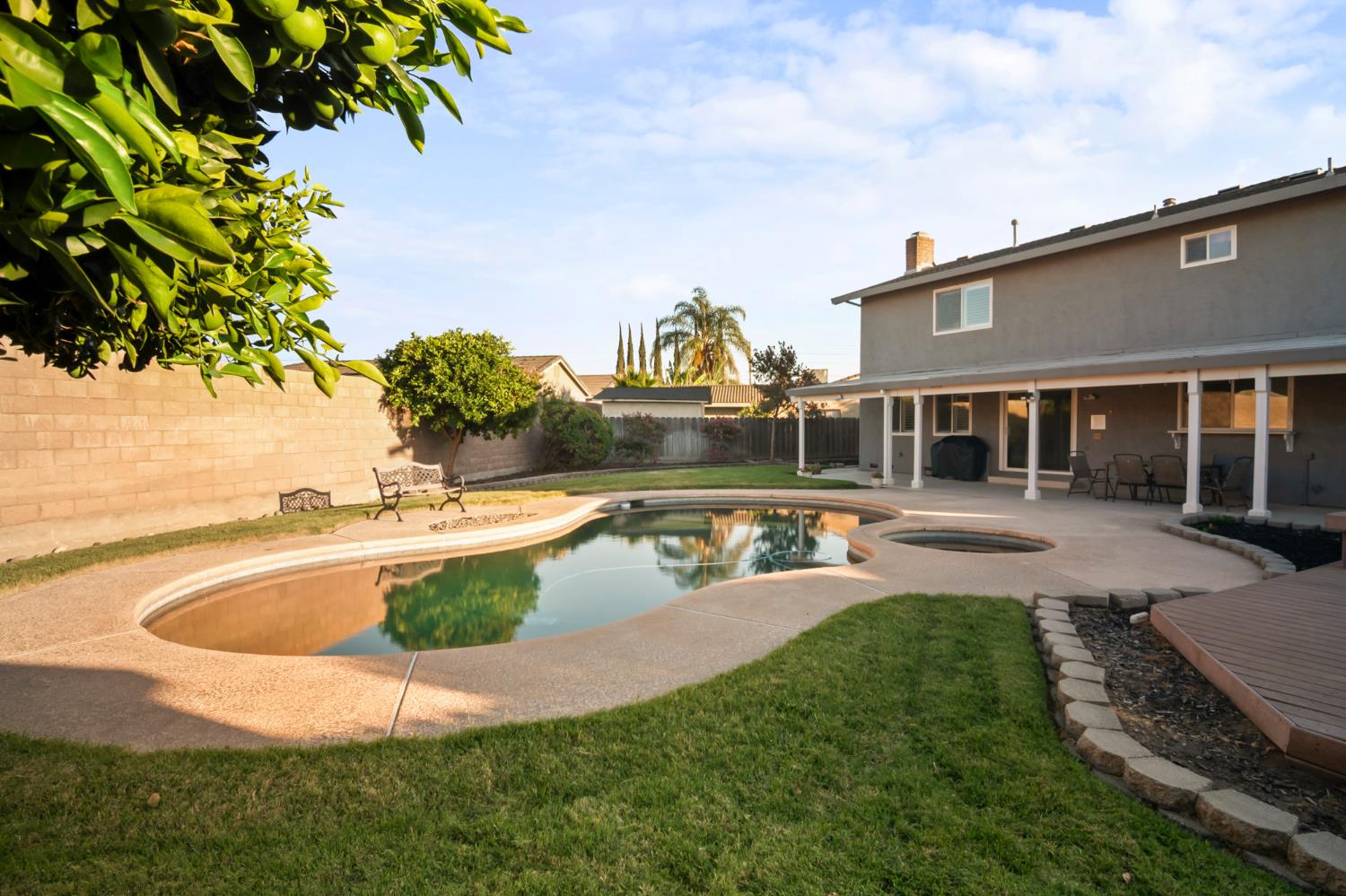 1412 1482 Riv Oakridge Ct, Ceres, CA 95351