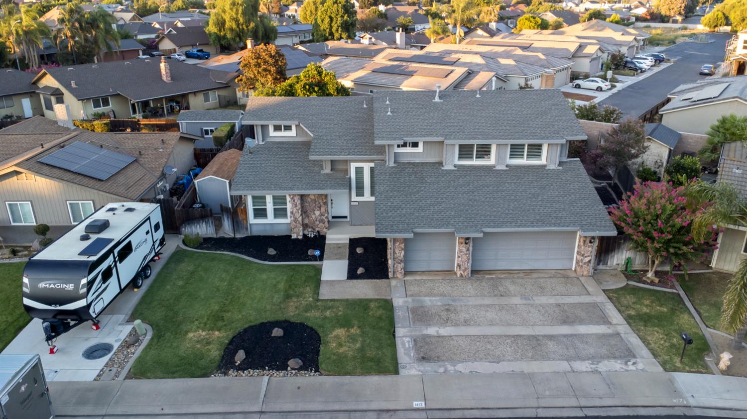 1412 1482 Riv Oakridge Ct, Ceres, CA 95351