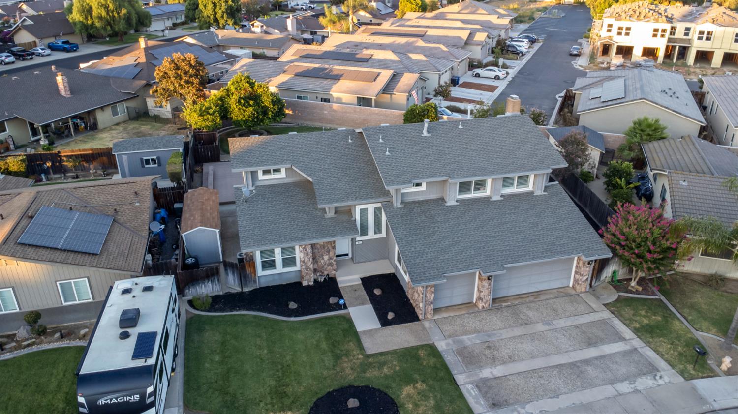 1412 1482 Riv Oakridge Ct, Ceres, CA 95351