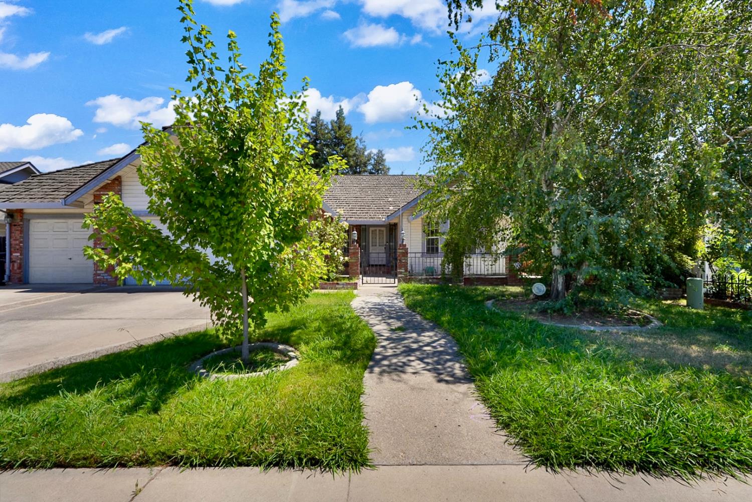 2010 N Quincy Rd, Turlock, CA 95382