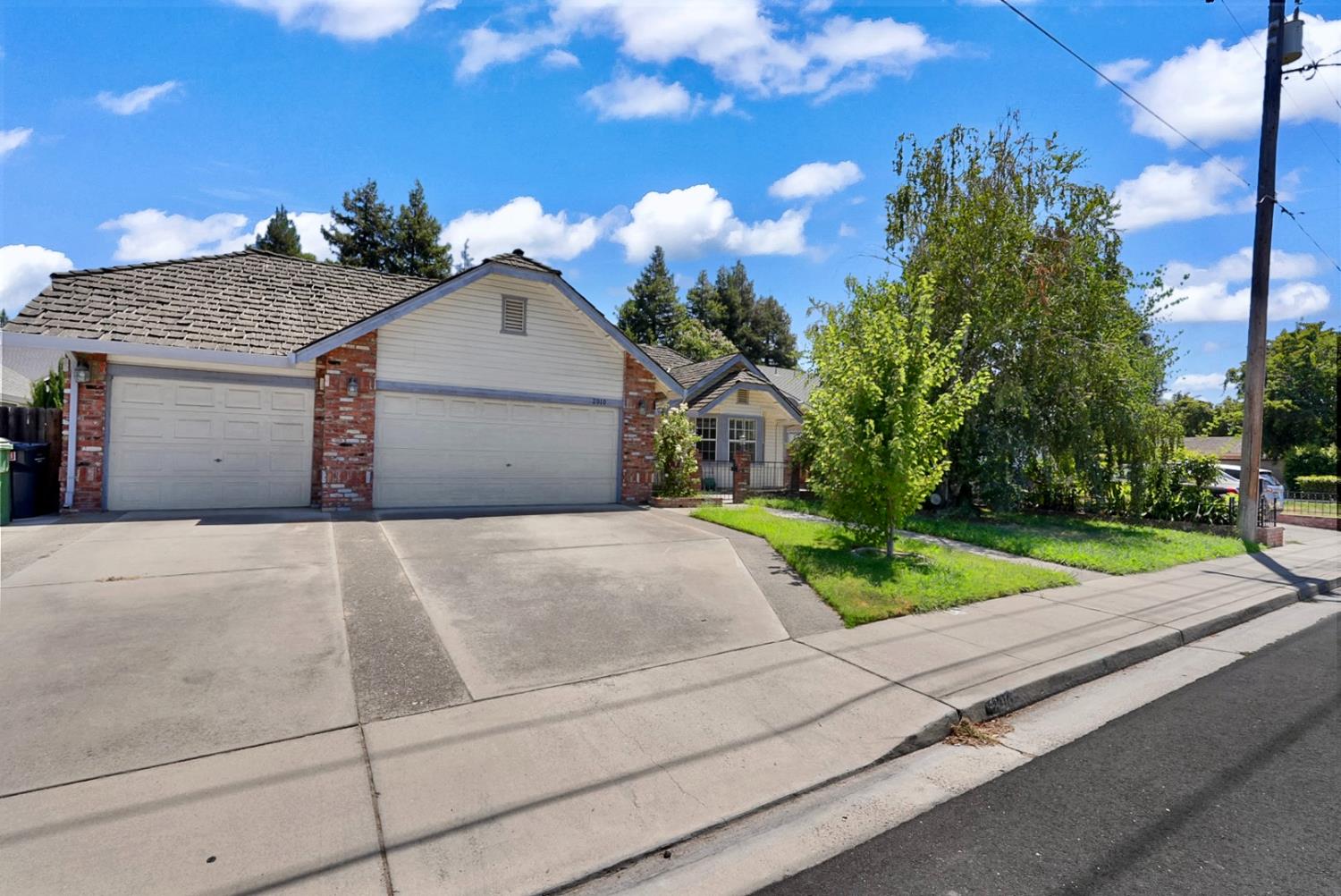 2010 N Quincy Rd, Turlock, CA 95382