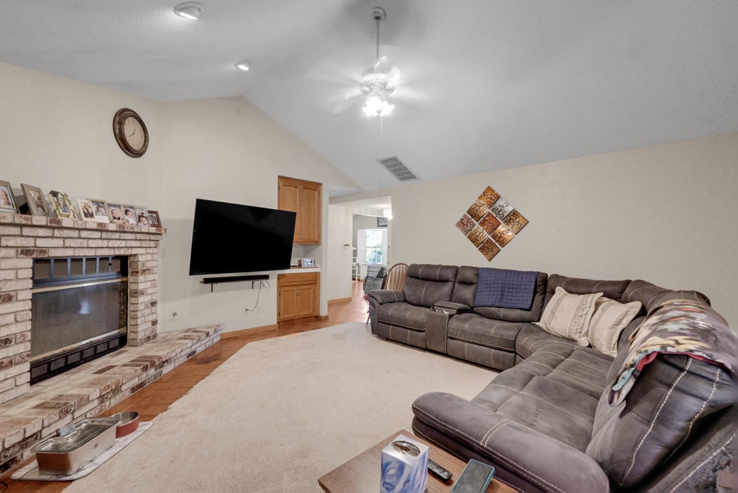 2010 N Quincy Rd, Turlock, CA 95382