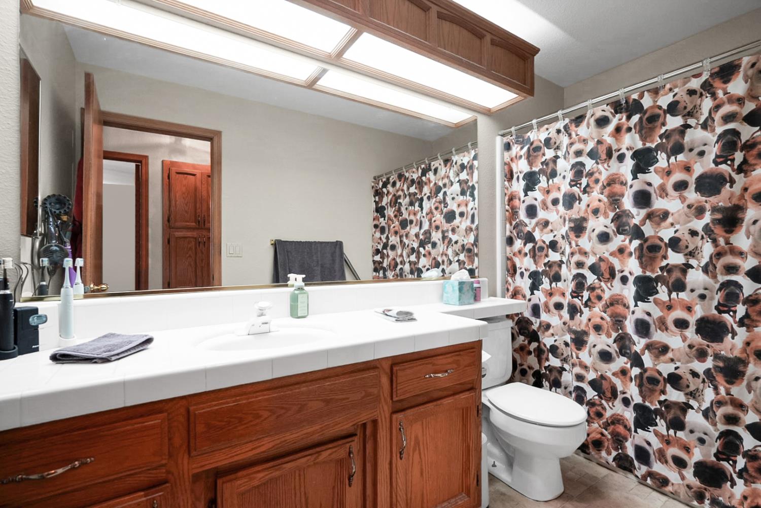 2010 N Quincy Rd, Turlock, CA 95382