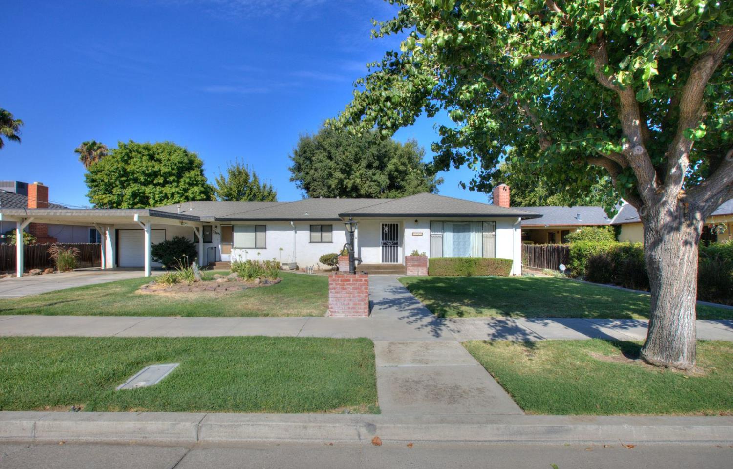 1245 Nevada Ave, Los Banos, CA 93635