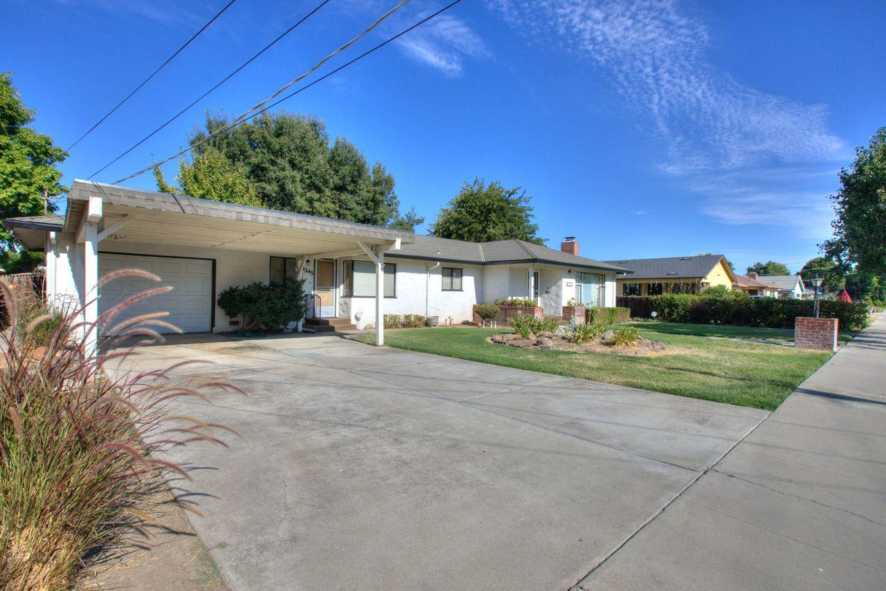 1245 Nevada Ave, Los Banos, CA 93635