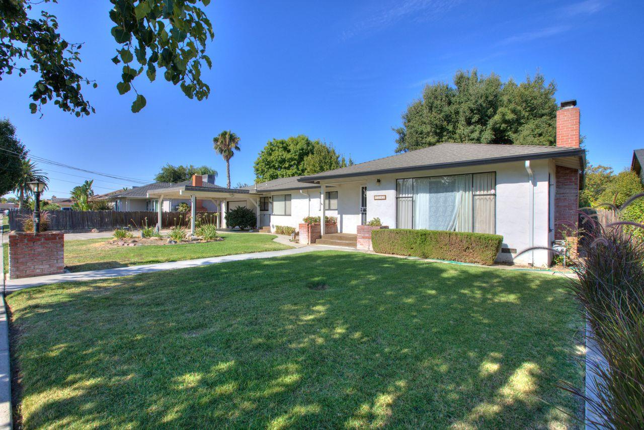 1245 Nevada Ave, Los Banos, CA 93635