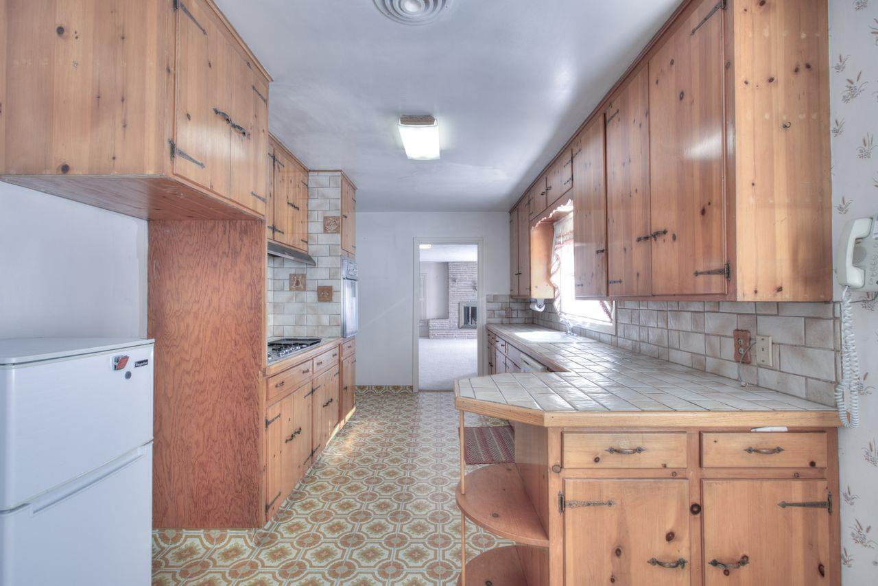 1245 Nevada Ave, Los Banos, CA 93635