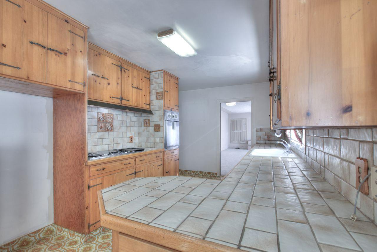 1245 Nevada Ave, Los Banos, CA 93635