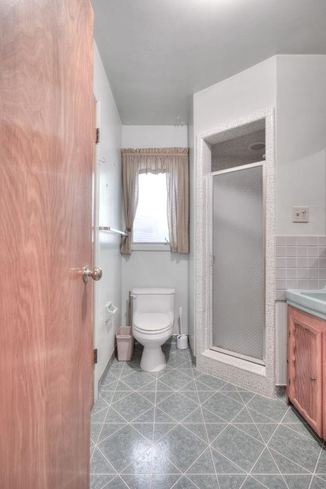 1245 Nevada Ave, Los Banos, CA 93635