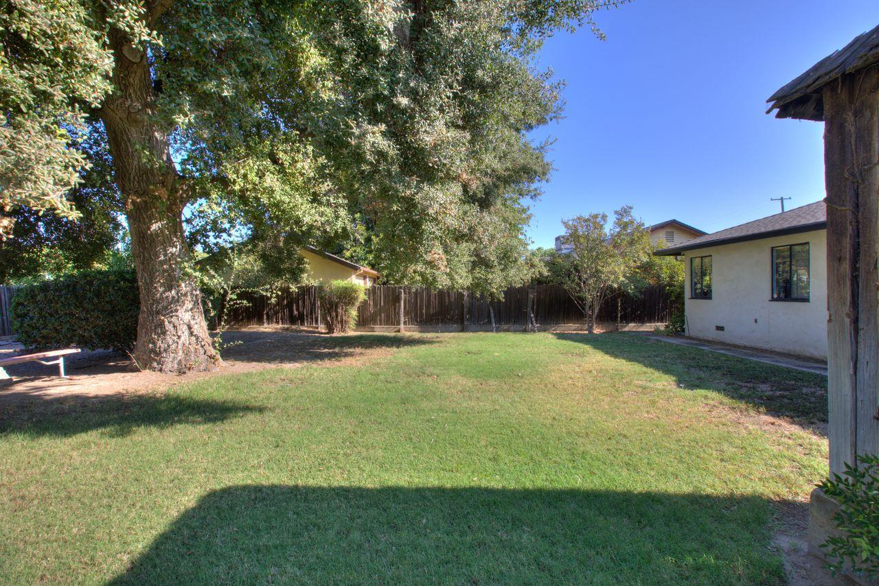 1245 Nevada Ave, Los Banos, CA 93635