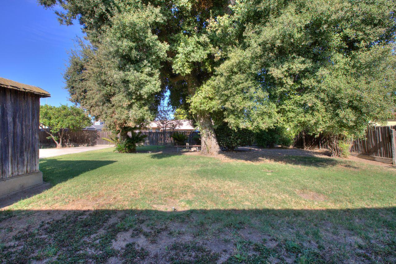 1245 Nevada Ave, Los Banos, CA 93635