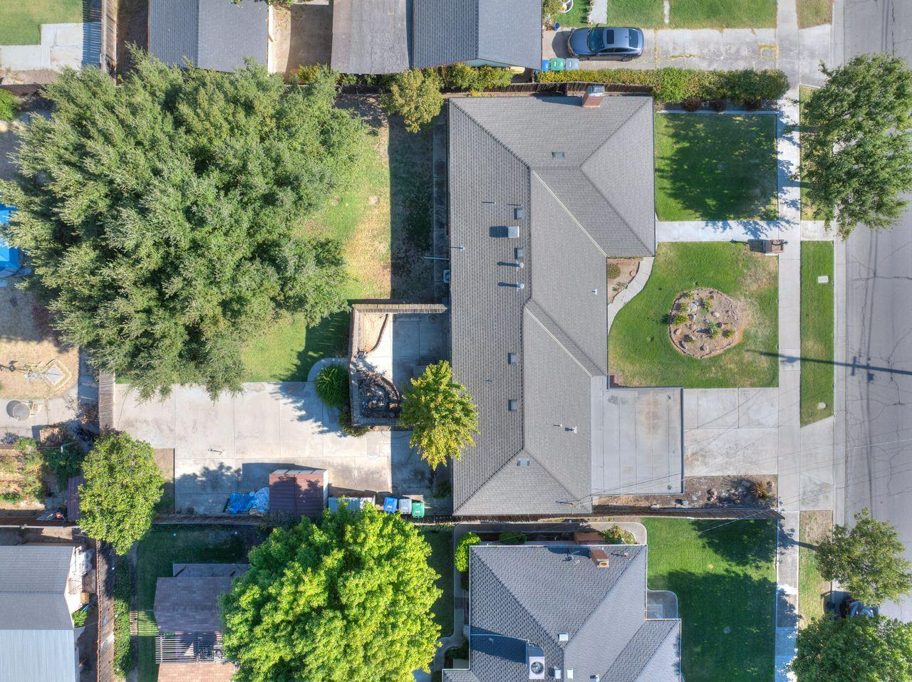 1245 Nevada Ave, Los Banos, CA 93635