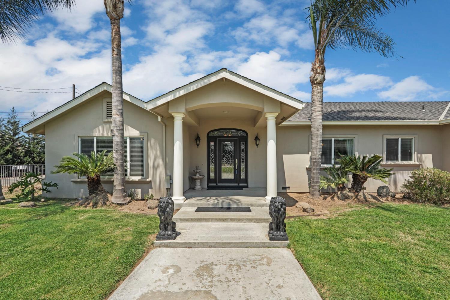 14104 Castle Rd, Manteca, CA 95336