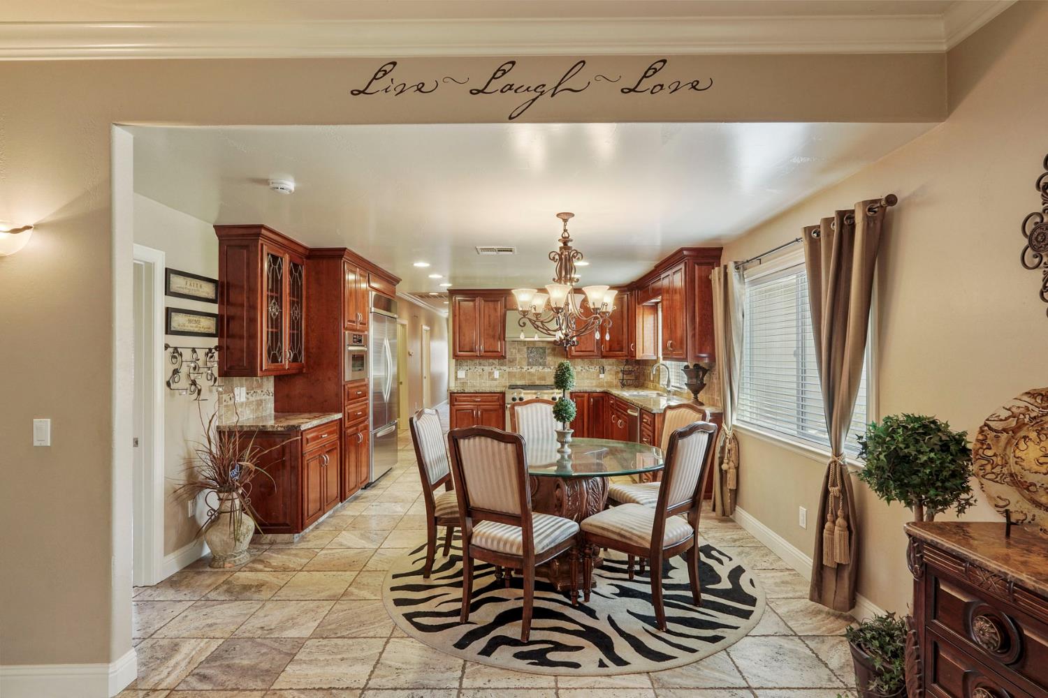 14104 Castle Rd, Manteca, CA 95336