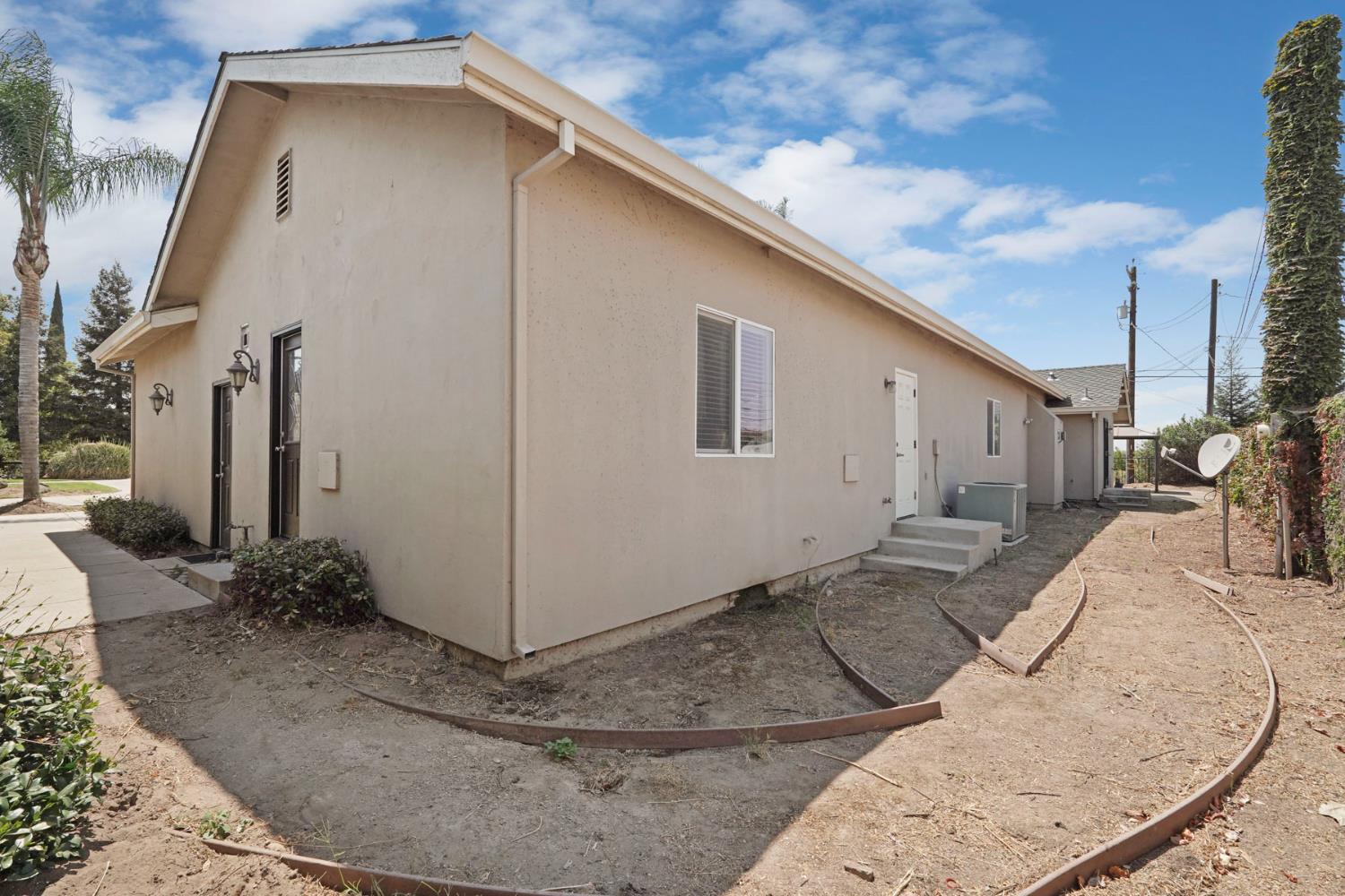 14104 Castle Rd, Manteca, CA 95336