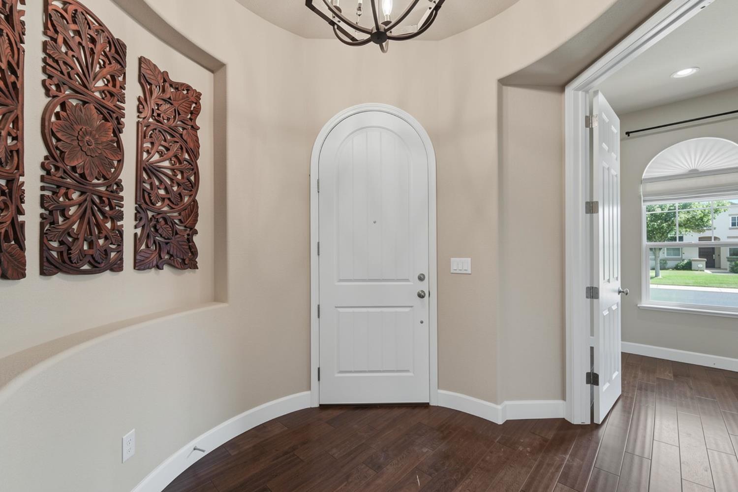 849 Harvest Mill Dr, Manteca, CA 95336