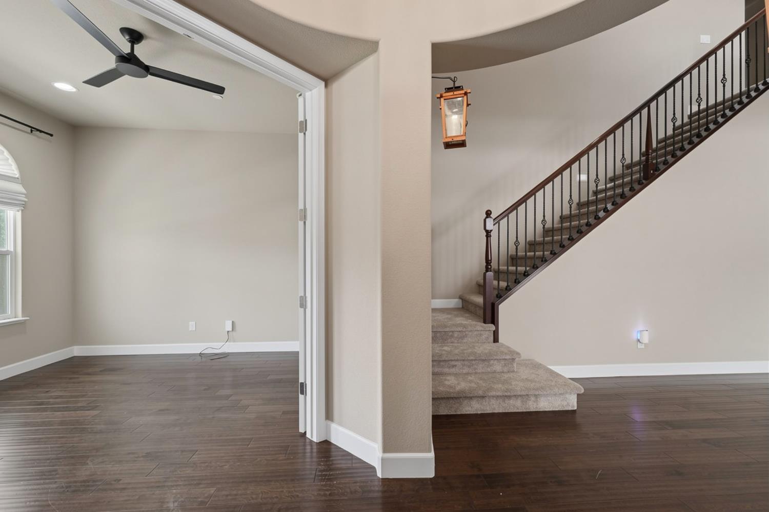 849 Harvest Mill Dr, Manteca, CA 95336