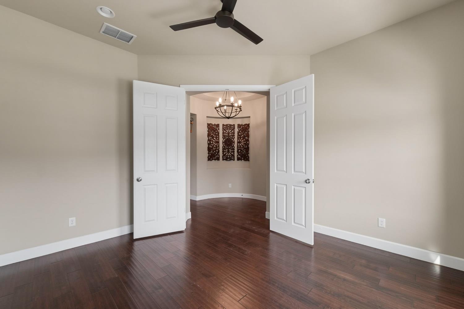 849 Harvest Mill Dr, Manteca, CA 95336
