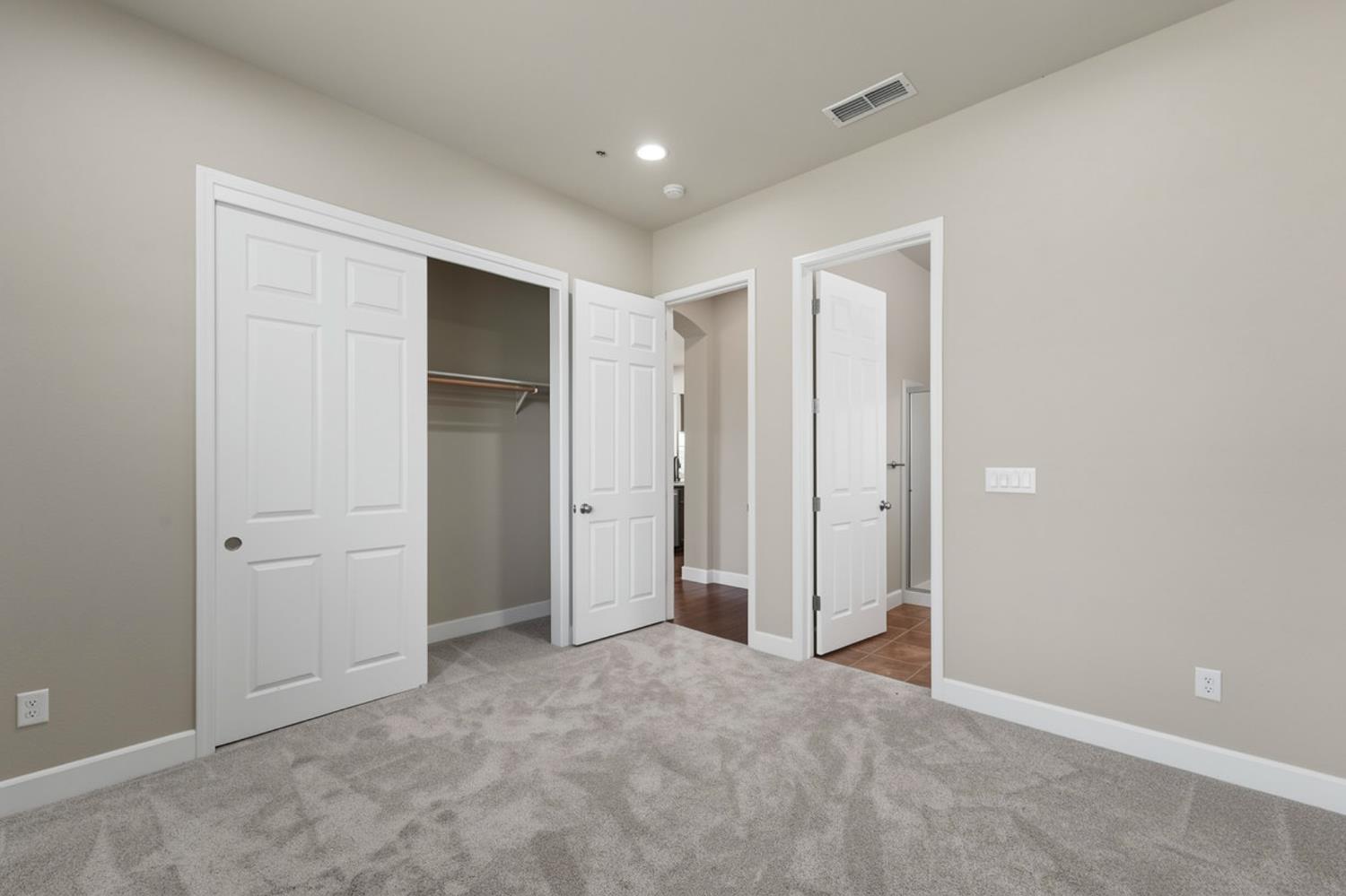 849 Harvest Mill Dr, Manteca, CA 95336