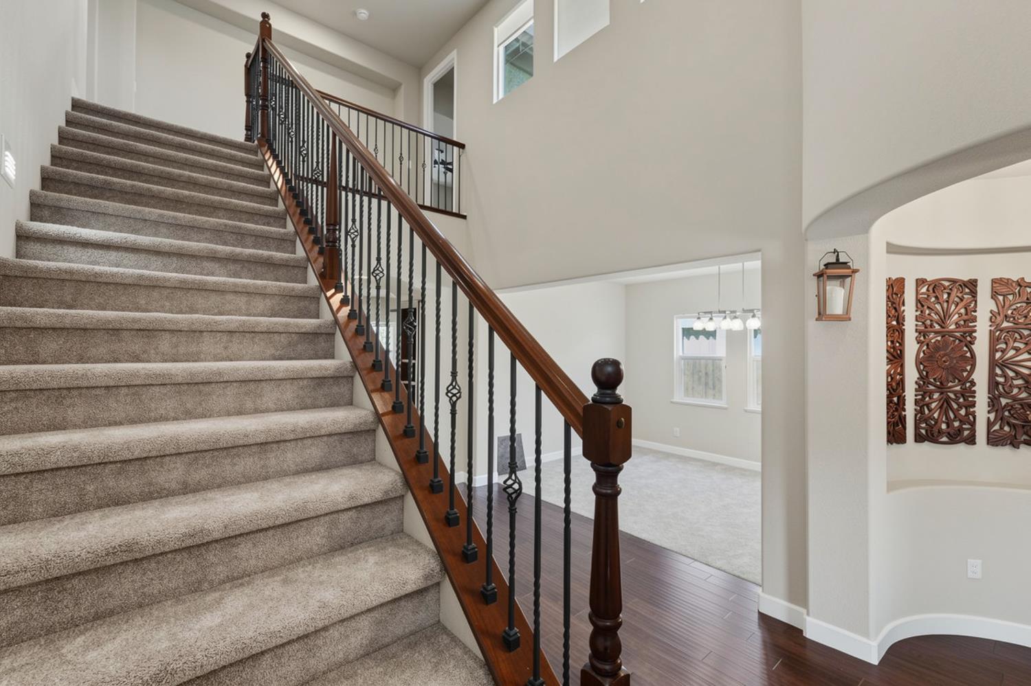 849 Harvest Mill Dr, Manteca, CA 95336