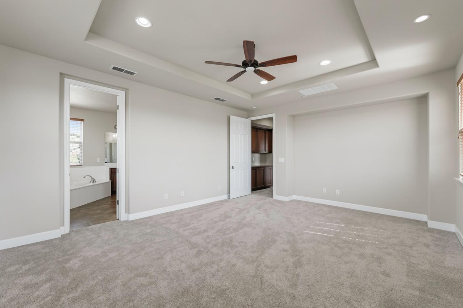 849 Harvest Mill Dr, Manteca, CA 95336