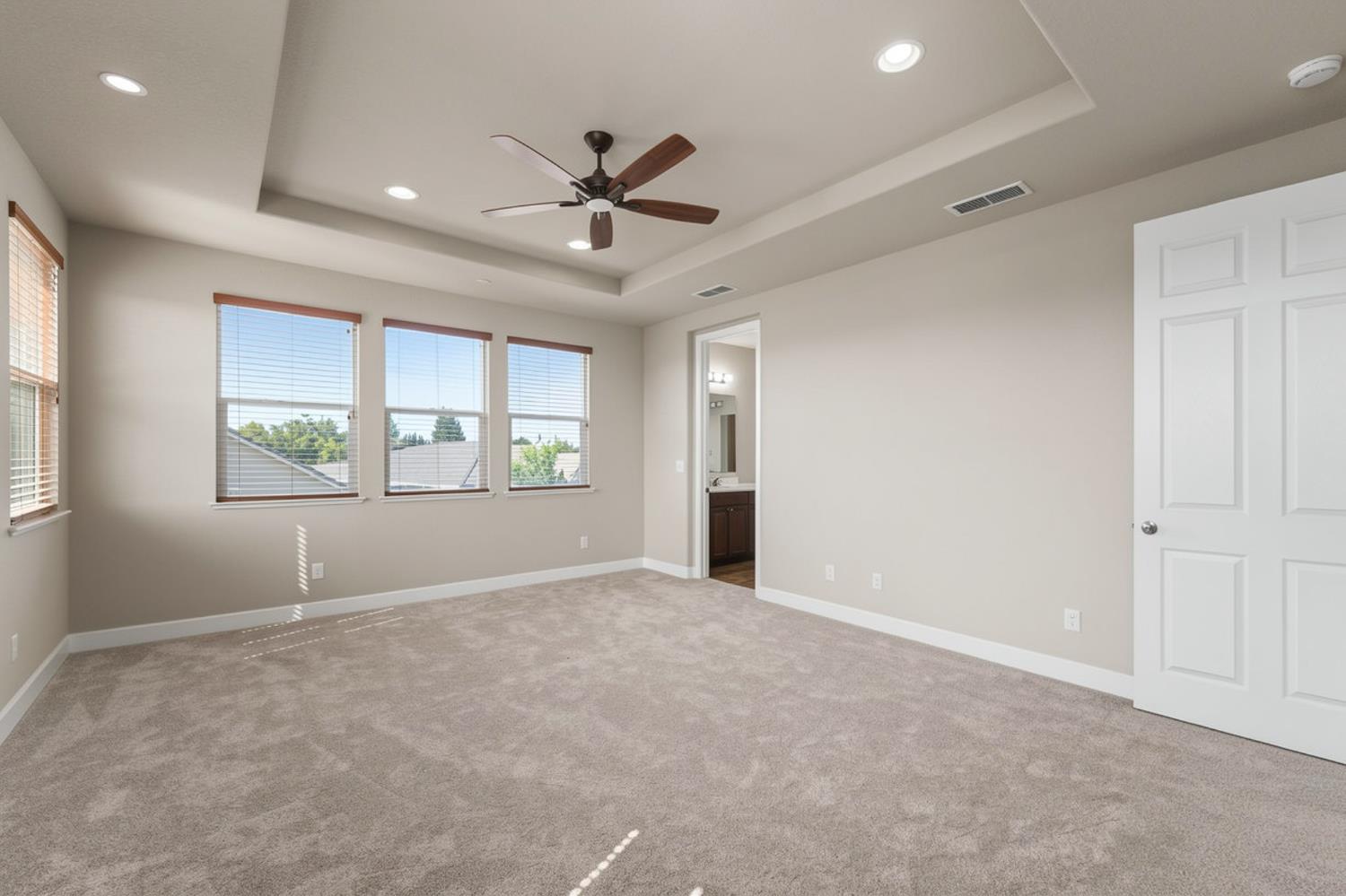 849 Harvest Mill Dr, Manteca, CA 95336