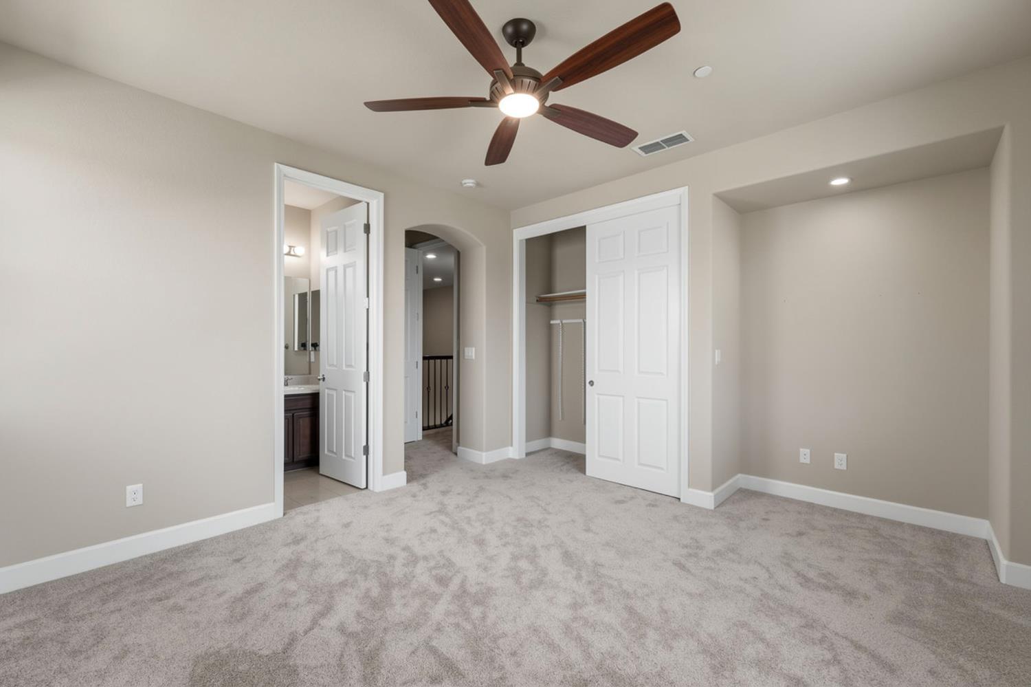 849 Harvest Mill Dr, Manteca, CA 95336