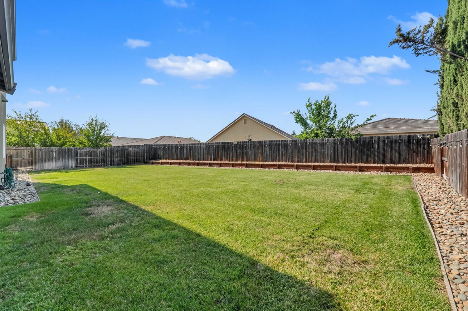 849 Harvest Mill Dr, Manteca, CA 95336