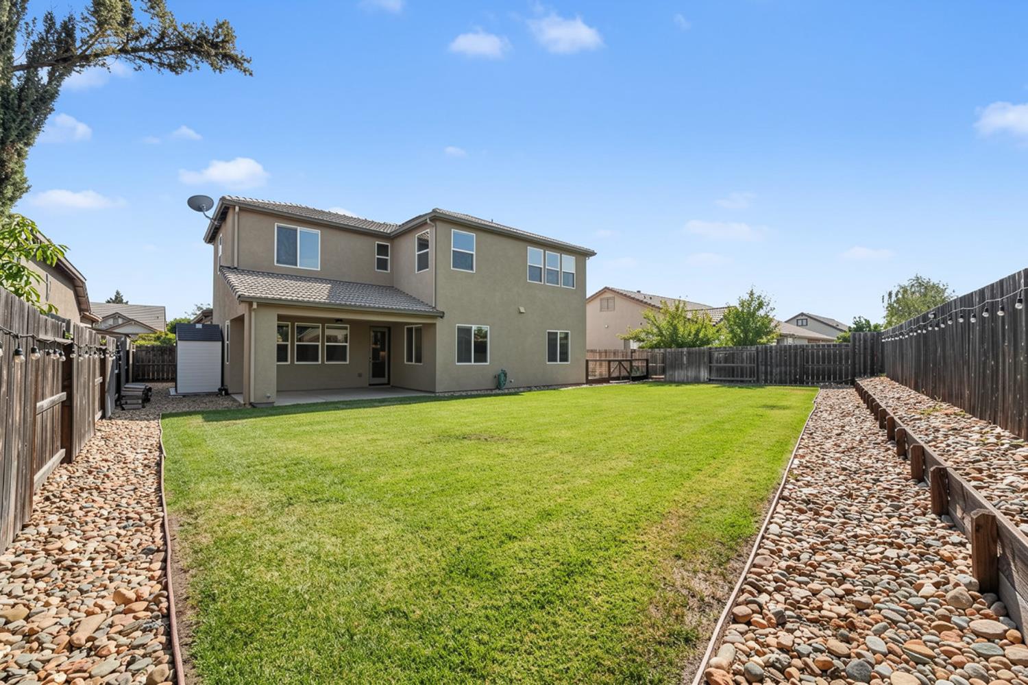 849 Harvest Mill Dr, Manteca, CA 95336