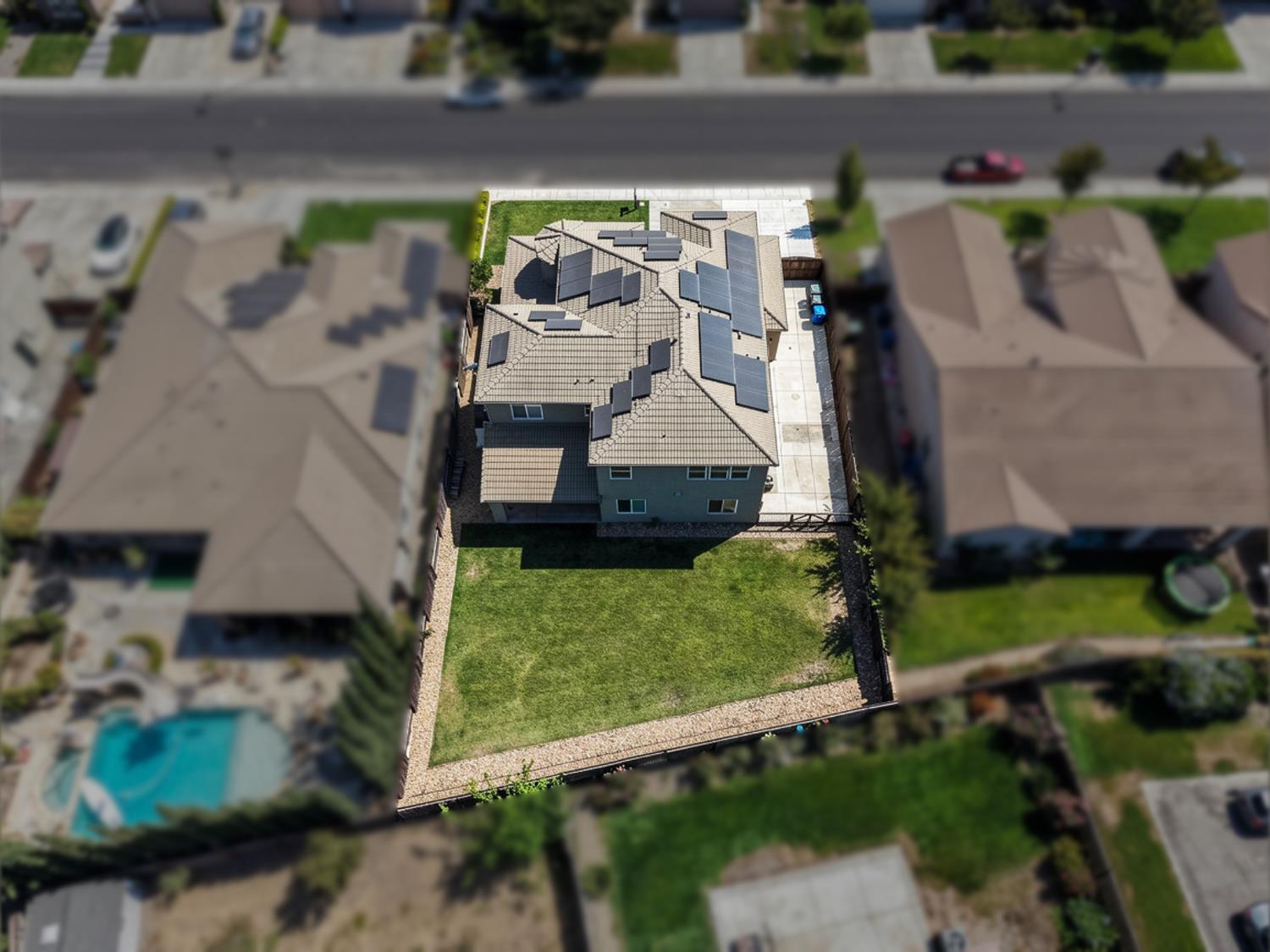849 Harvest Mill Dr, Manteca, CA 95336