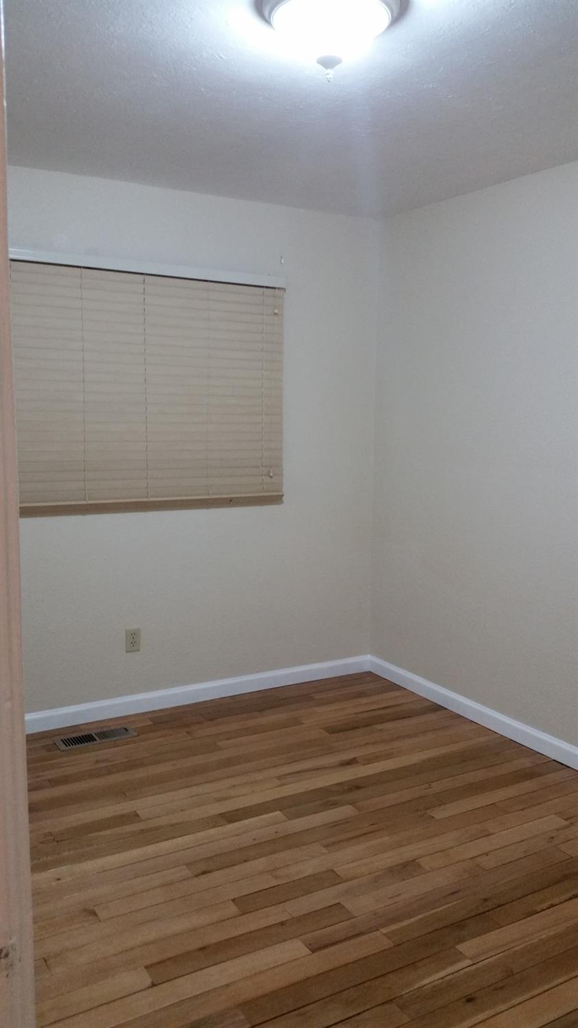 148 Frances Ave, Modesto, CA 95354