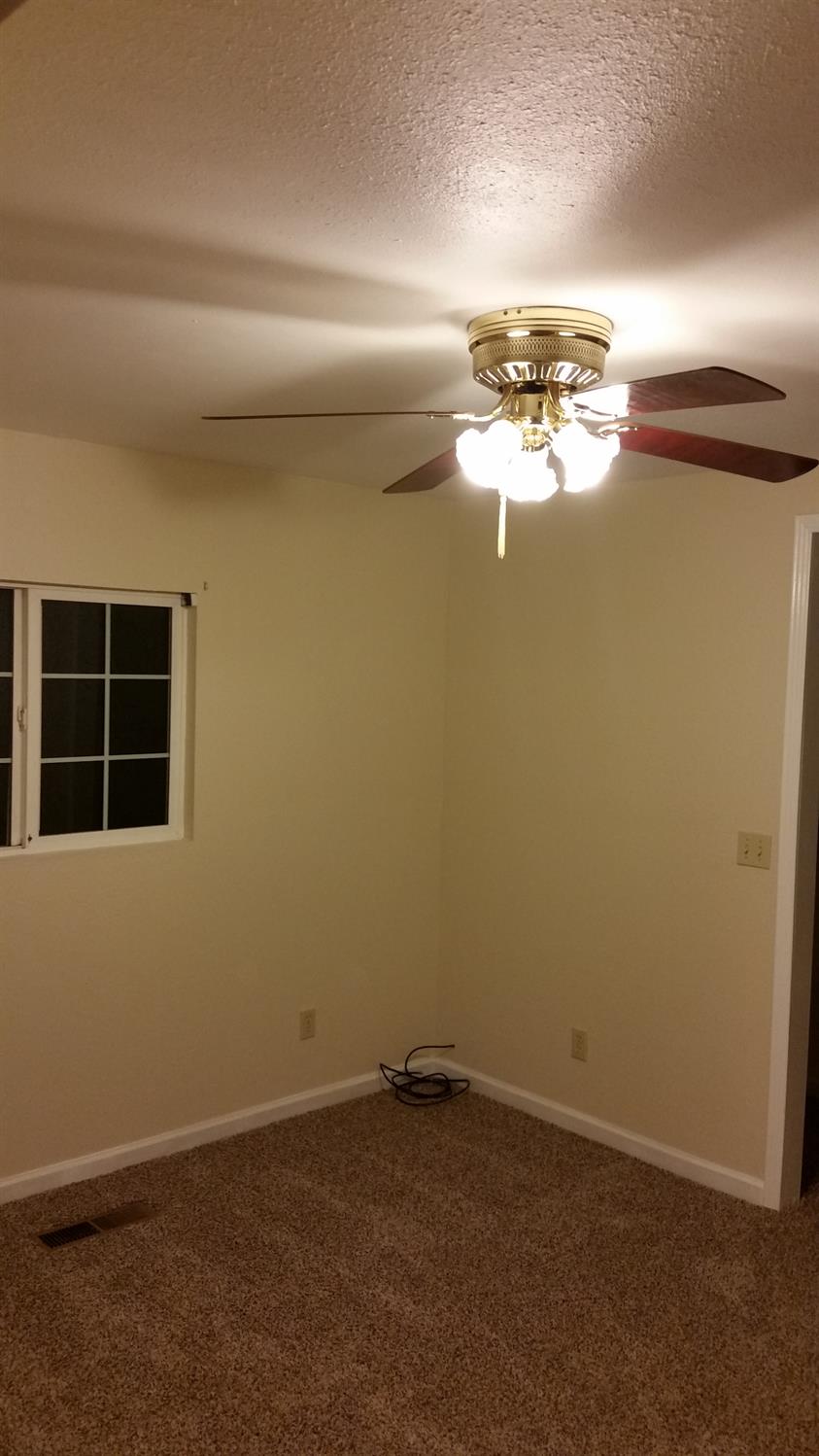 148 Frances Ave, Modesto, CA 95354