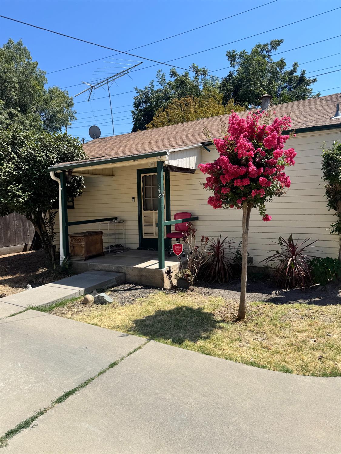 148 Frances Ave, Modesto, CA 95354