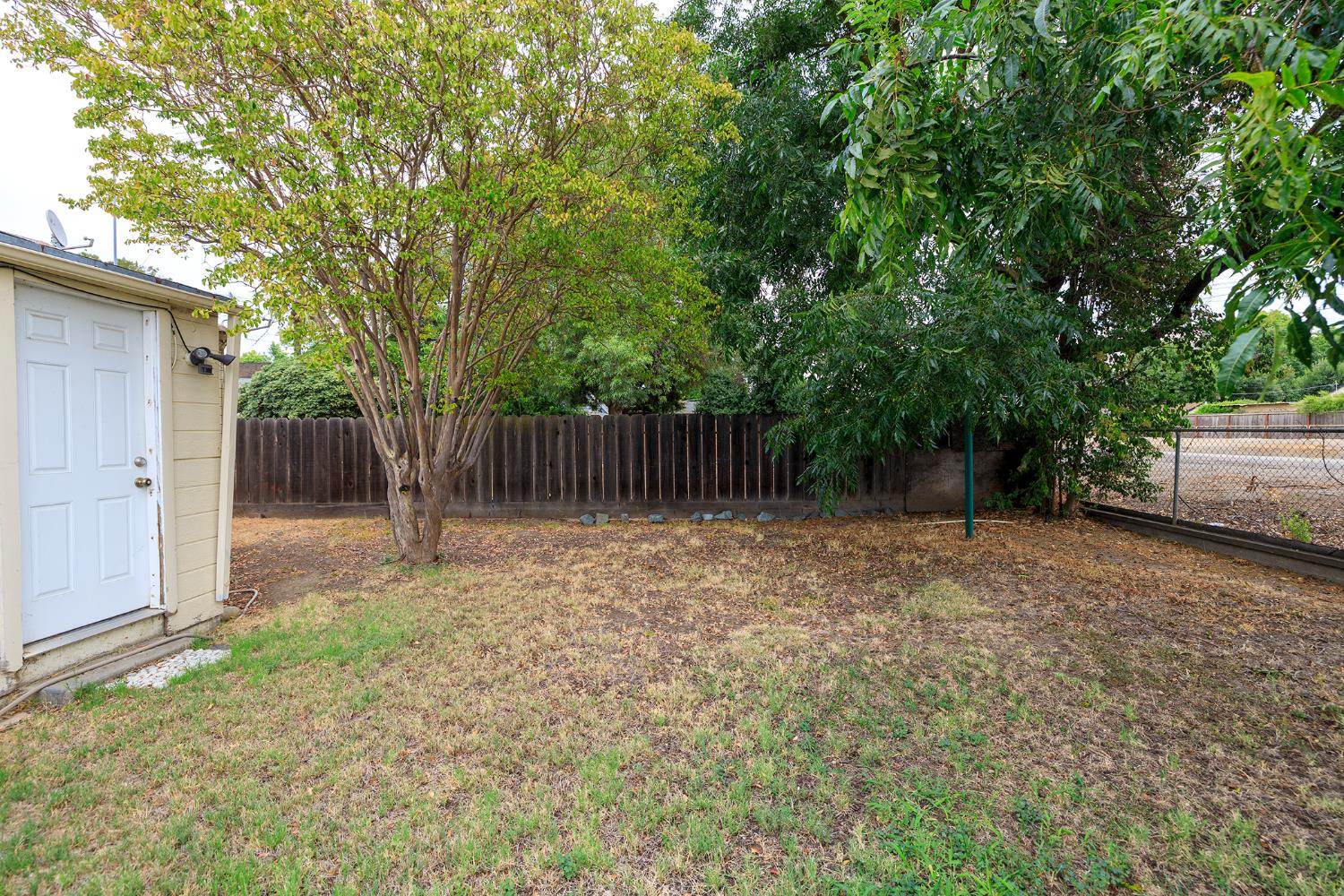 148 Frances Ave, Modesto, CA 95354