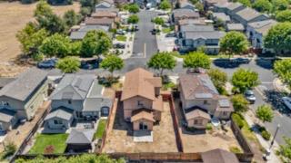 402 Hallman Ln, Oakdale, CA 95361