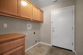 402 Hallman Ln, Oakdale, CA 95361