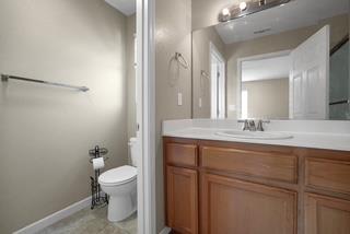402 Hallman Ln, Oakdale, CA 95361